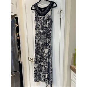 Elements Petite XL Dress Black and White Silver Metallic Yolk